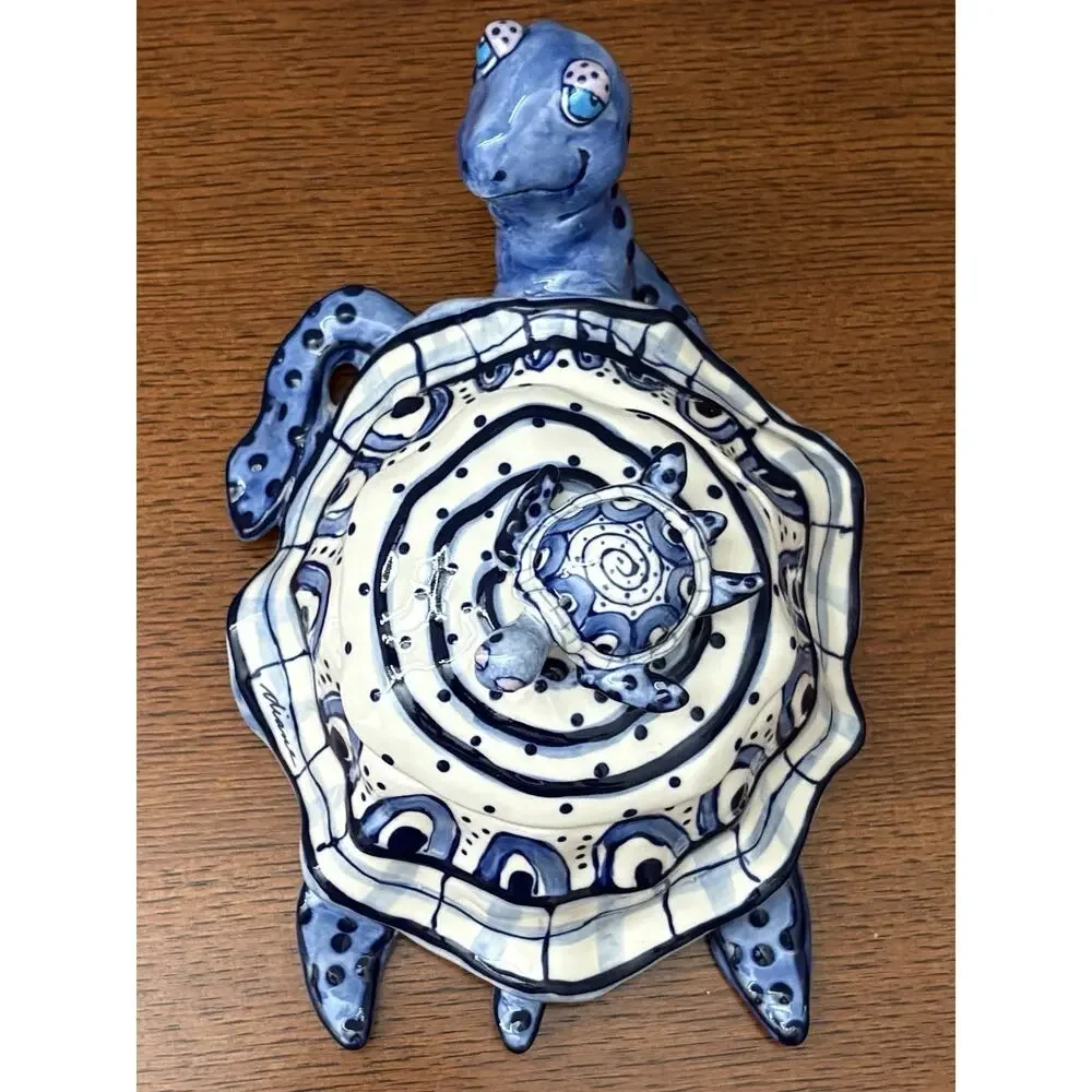 Diane Allen Blue White Turtle Lidded Stoneware Dish Decorative Art 2002